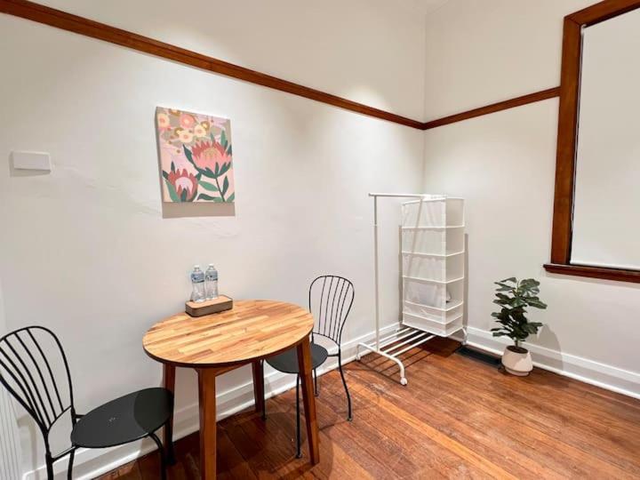 Charming Central Unit In Authentic Building Sydney Eksteriør bilde